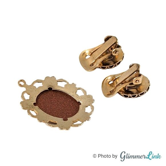 Vintage Mid-Century Goldstone Gold Tone Clip On Earrings and Pendant Jewelry Set - Picture 10 of 13